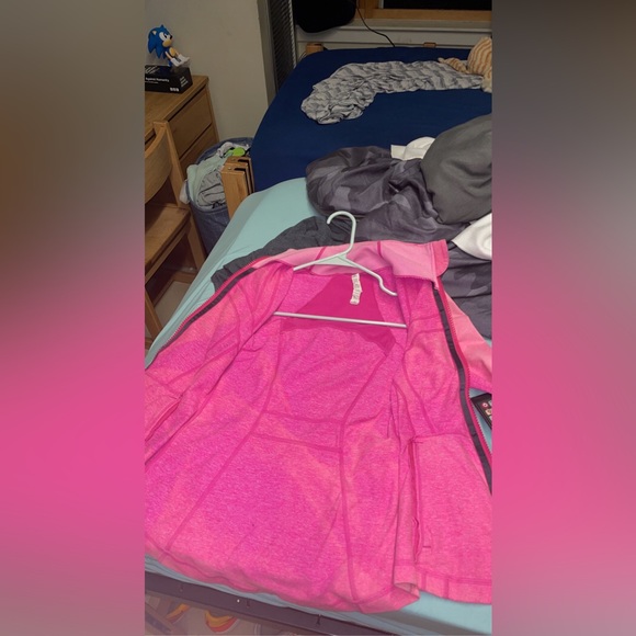 Pink Lululemon jacket - Picture 5 of 5
